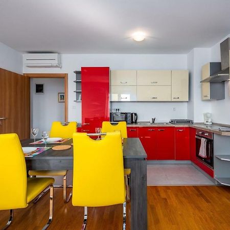 Laura House With Apartment Umag Zewnętrze zdjęcie
