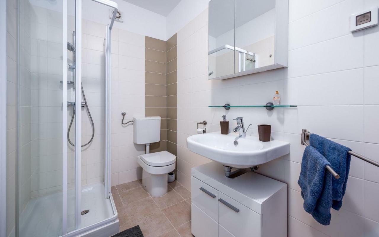 Laura House With Apartment Umag Zewnętrze zdjęcie