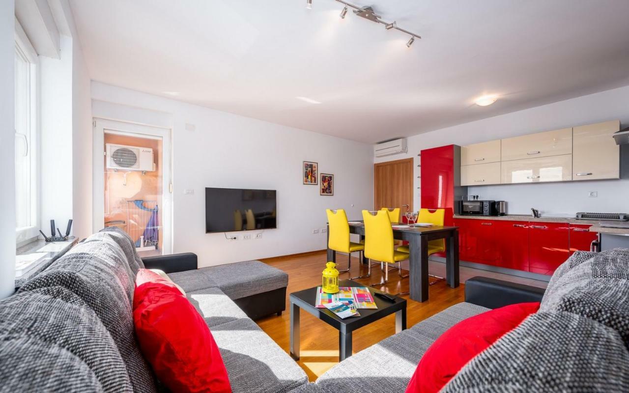 Laura House With Apartment Umag Zewnętrze zdjęcie