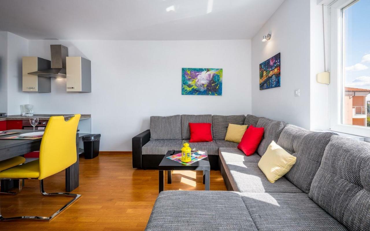 Laura House With Apartment Umag Zewnętrze zdjęcie