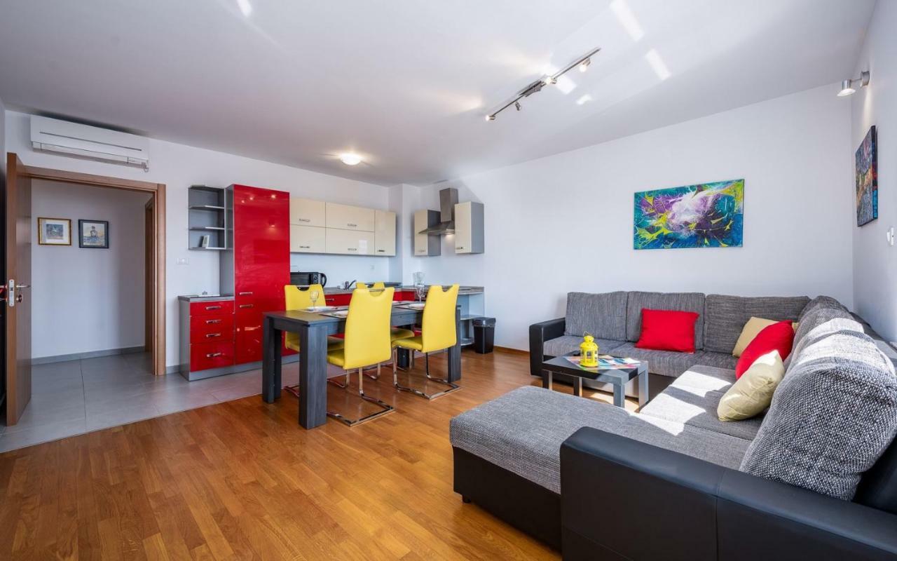 Laura House With Apartment Umag Zewnętrze zdjęcie